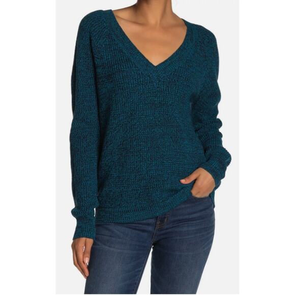 BCBGMaxazria WMNS Knit Spruce Cotton Sweater SZ M V-Neck FOH5254930-363 082019 - Picture 2 of 9